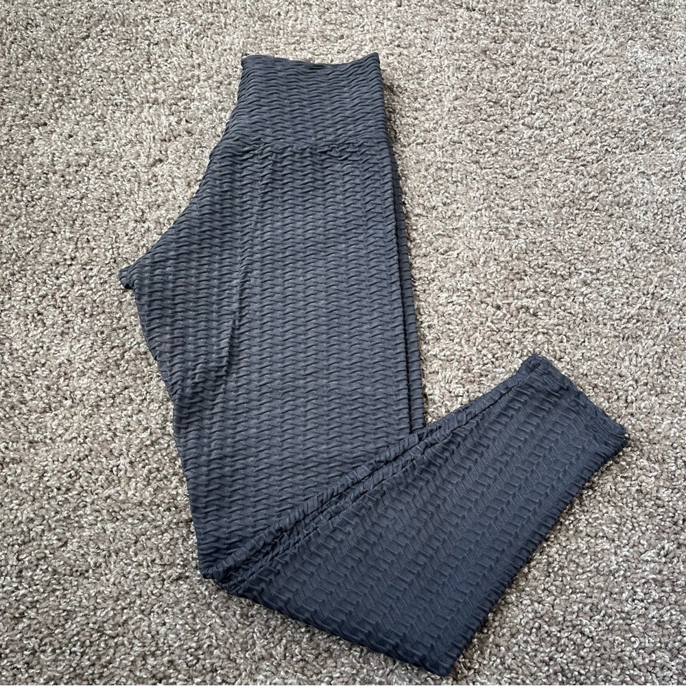 EUC Women's Booty by Brabants BBB Textured One Size Leggings in Black